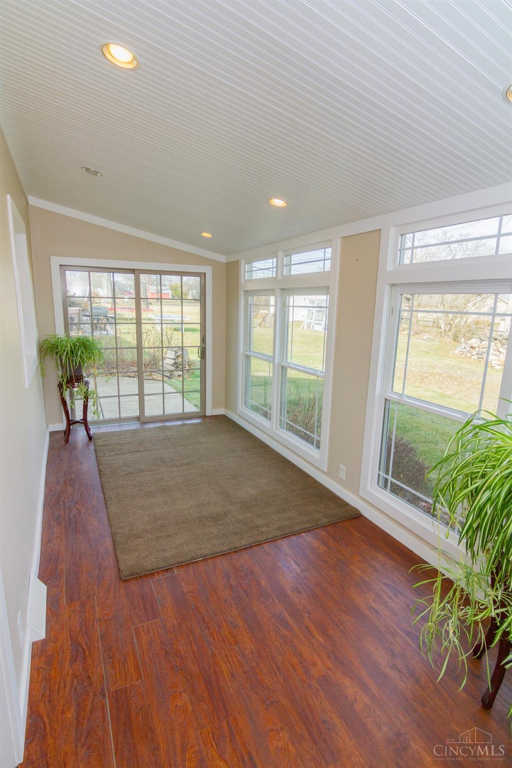 270 S Washington Boulevard