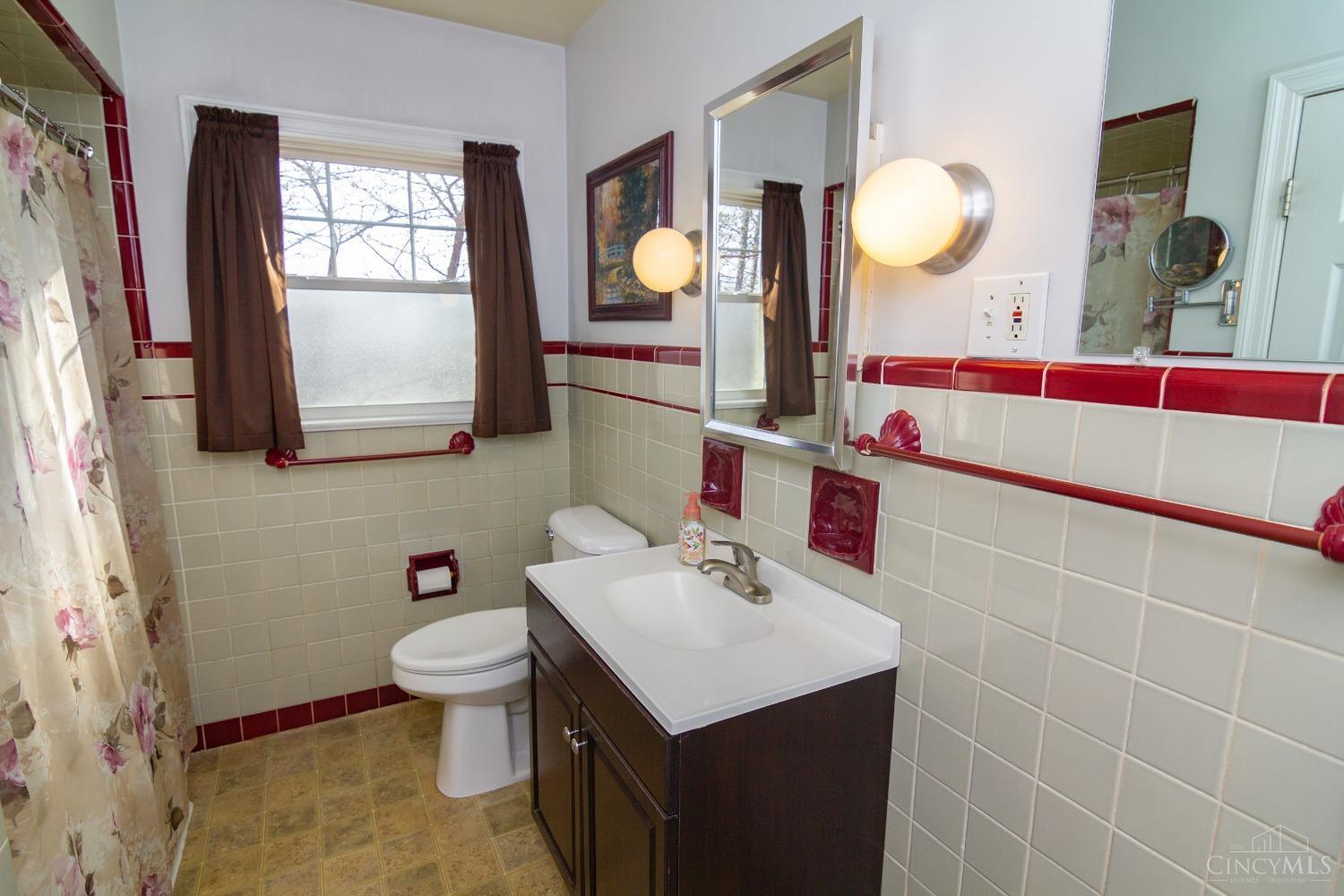 270 S Washington Boulevard