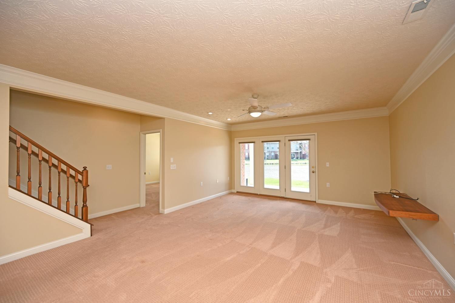 8237 Abbott Lane