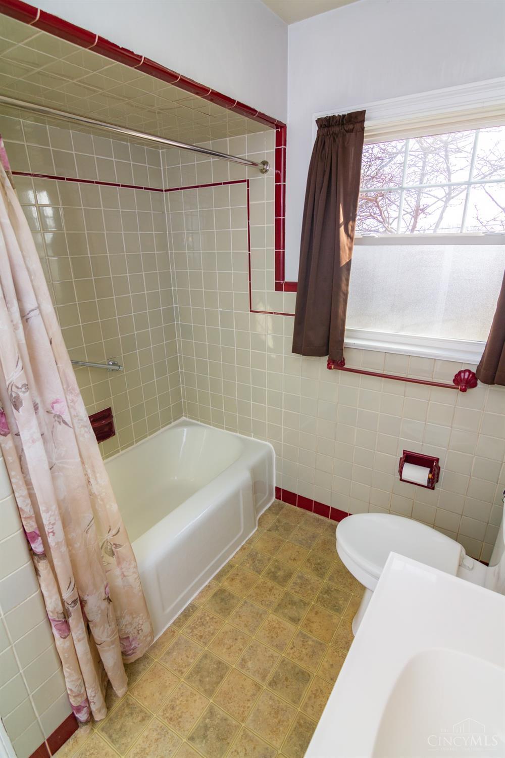 270 S Washington Boulevard