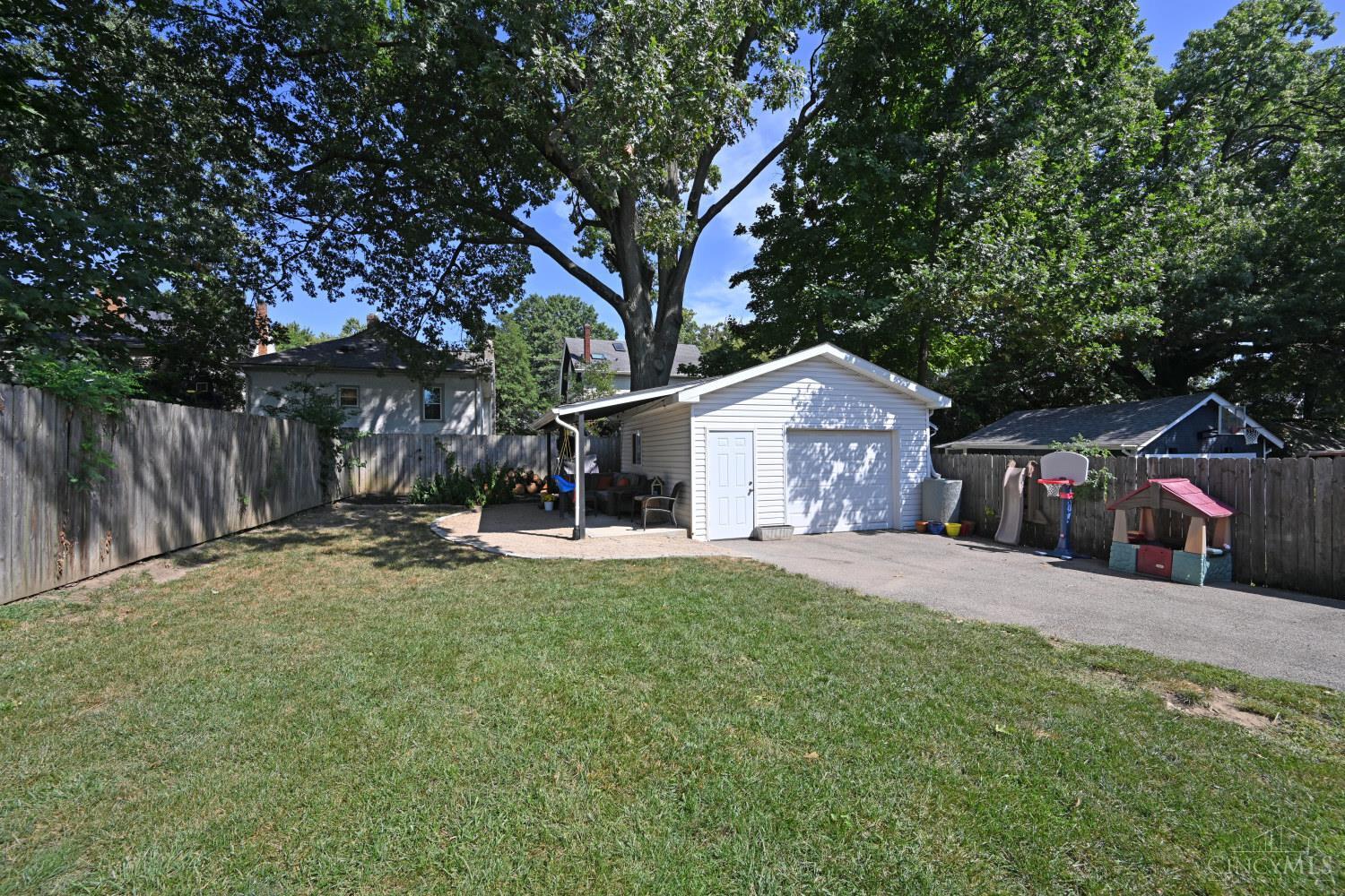 3334 Lookout Drive