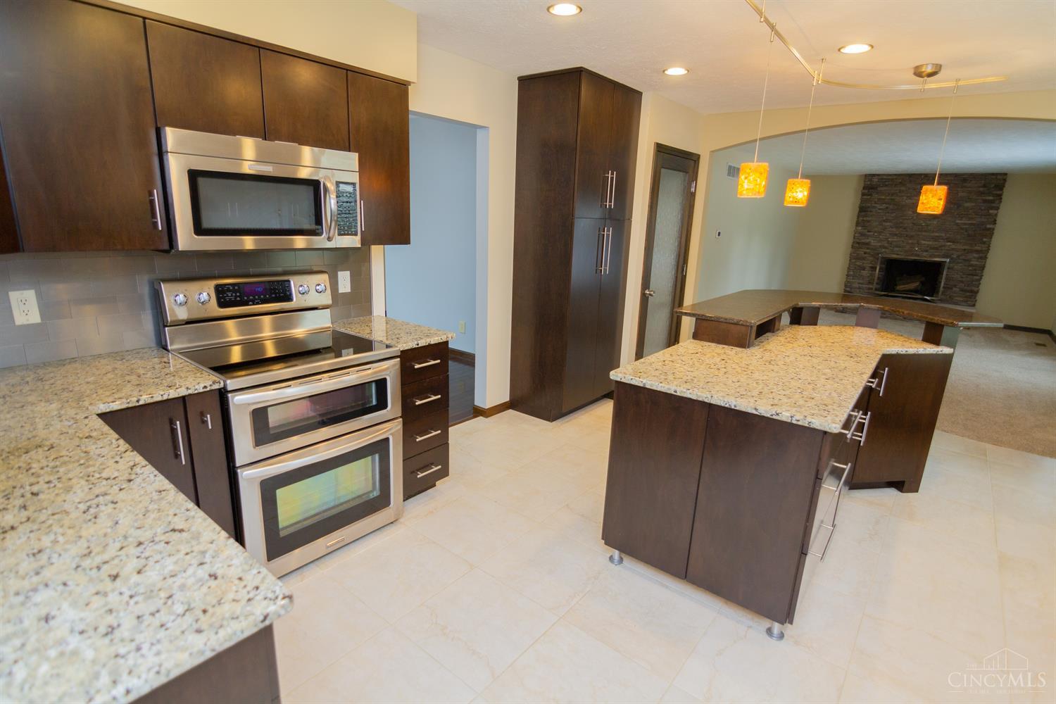 6101 Blueberry Drive