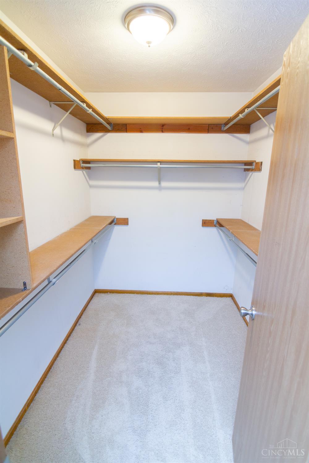 6101 Blueberry Drive