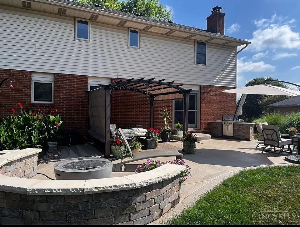 6101 Blueberry Drive