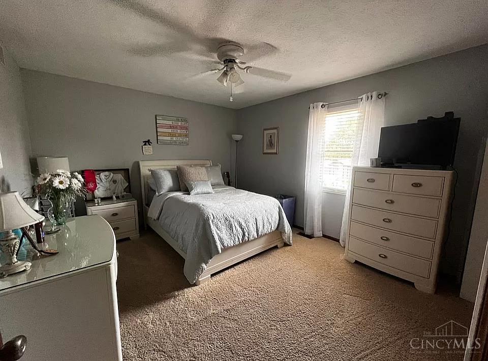 6101 Blueberry Drive