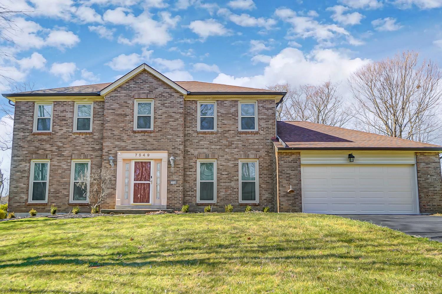 7549 Hidden Trace Dr, West Chester, OH 45069