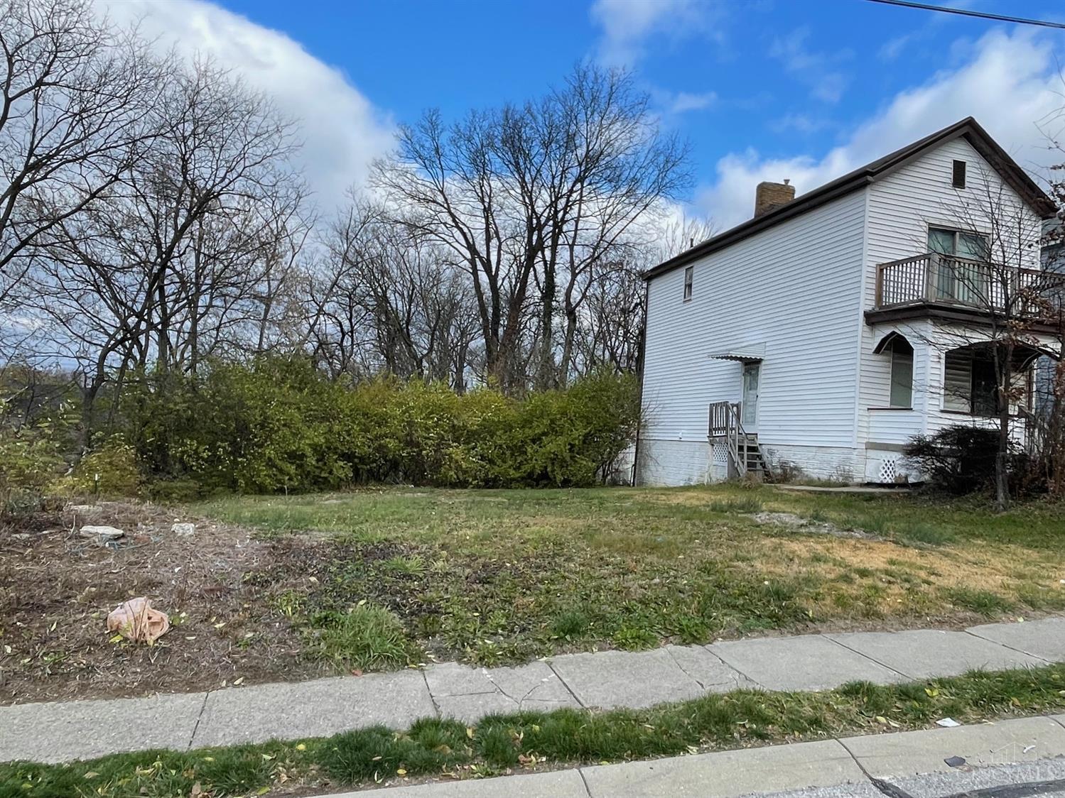 3744 Mayfield Avenue, Cincinnati, OH, 45205 — photo 4