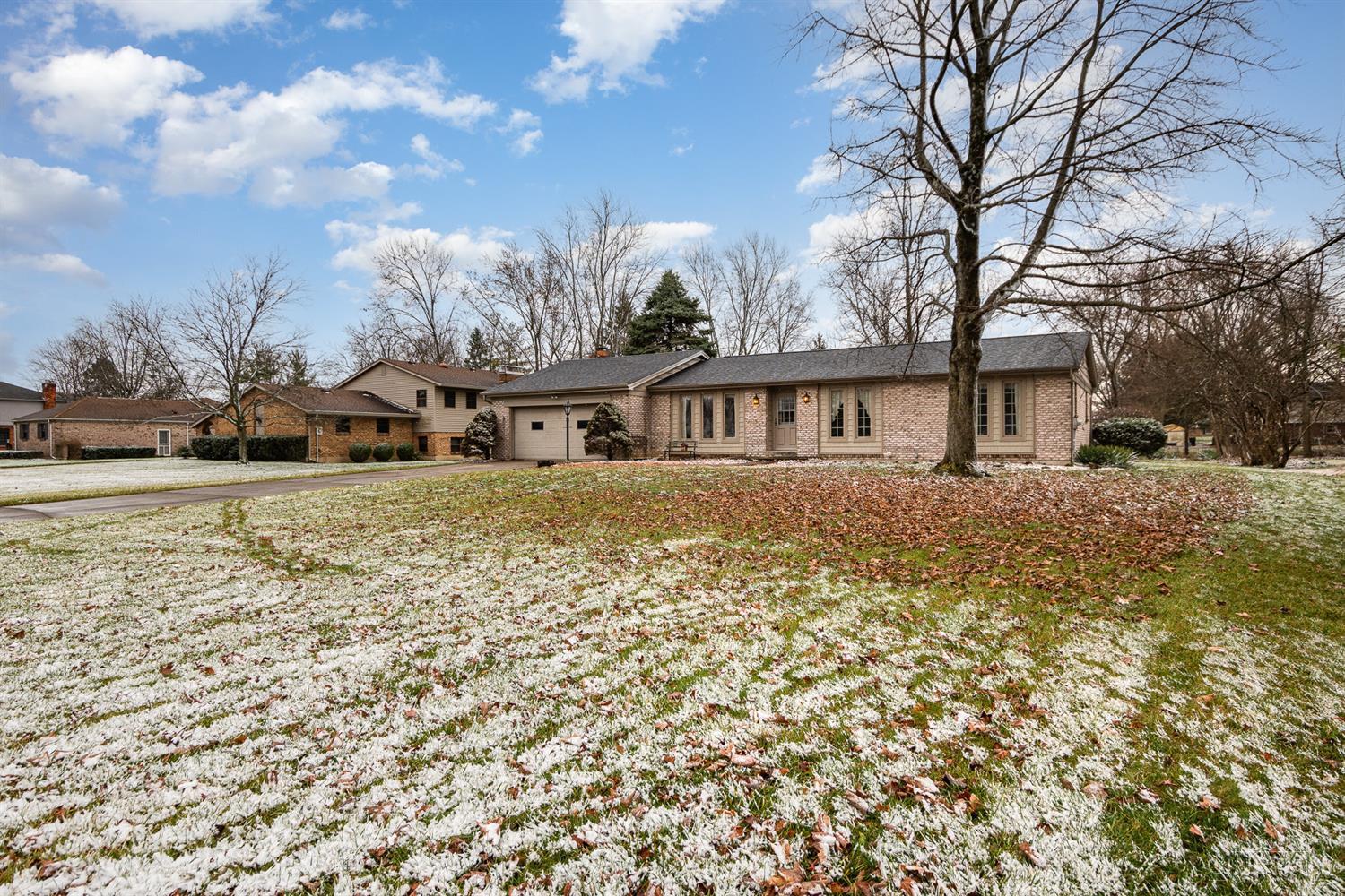 7421 Lake Park Dr
