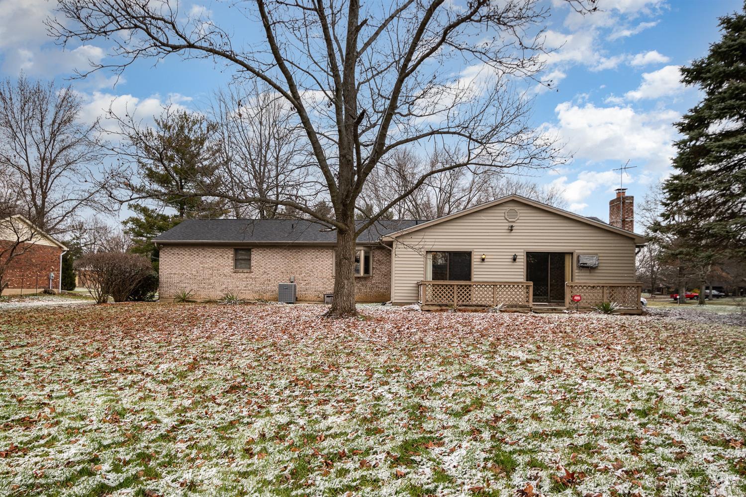 7421 Lake Park Dr