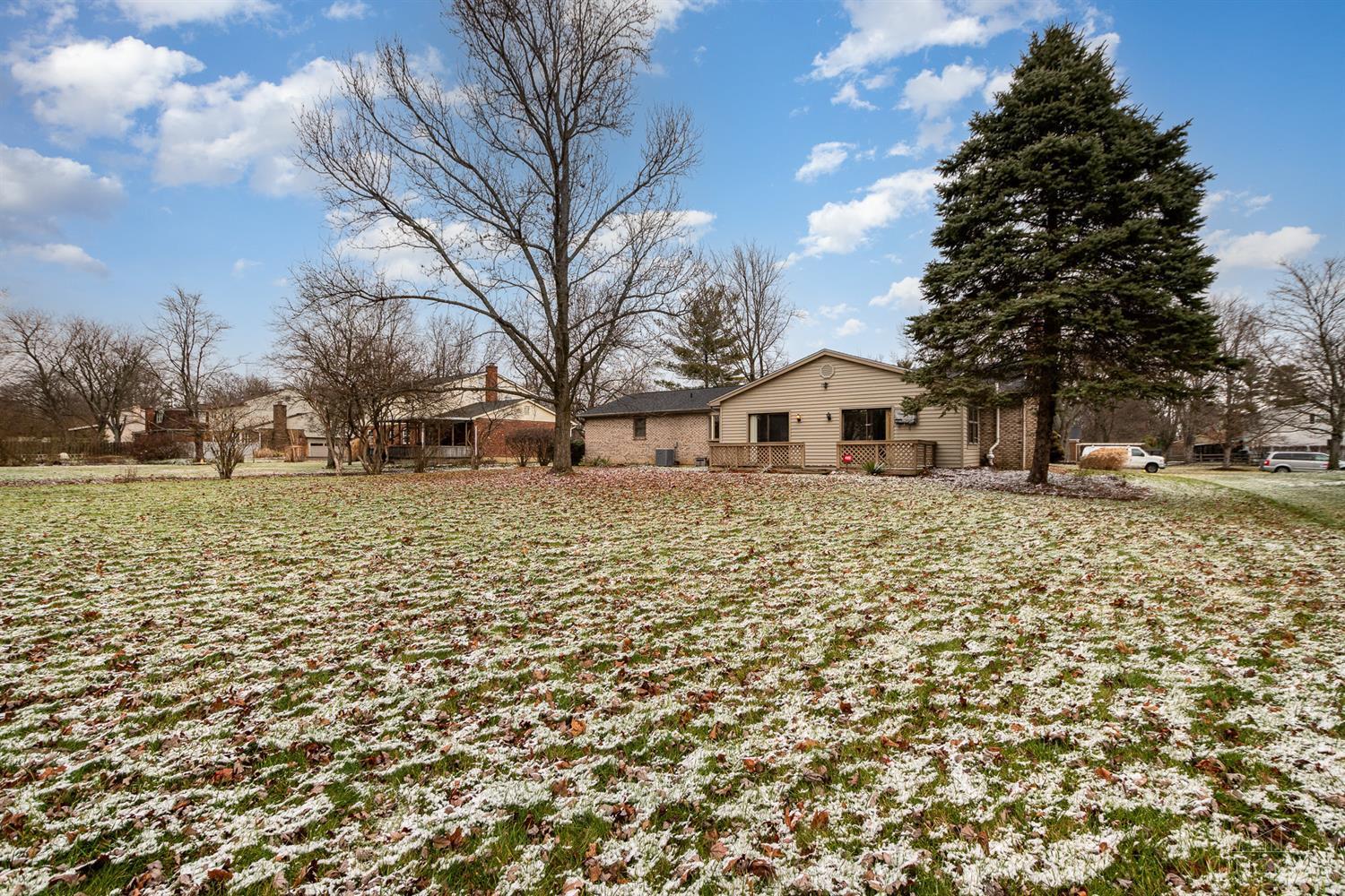 7421 Lake Park Dr