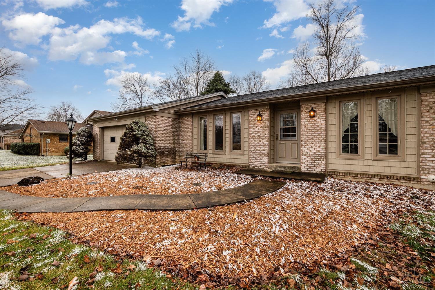 7421 Lake Park Dr