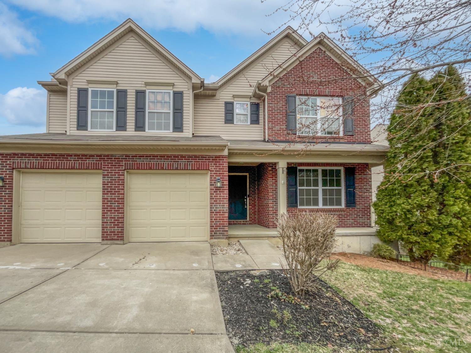 5124 Leslies Woods Ct, Green Twp, OH 45211