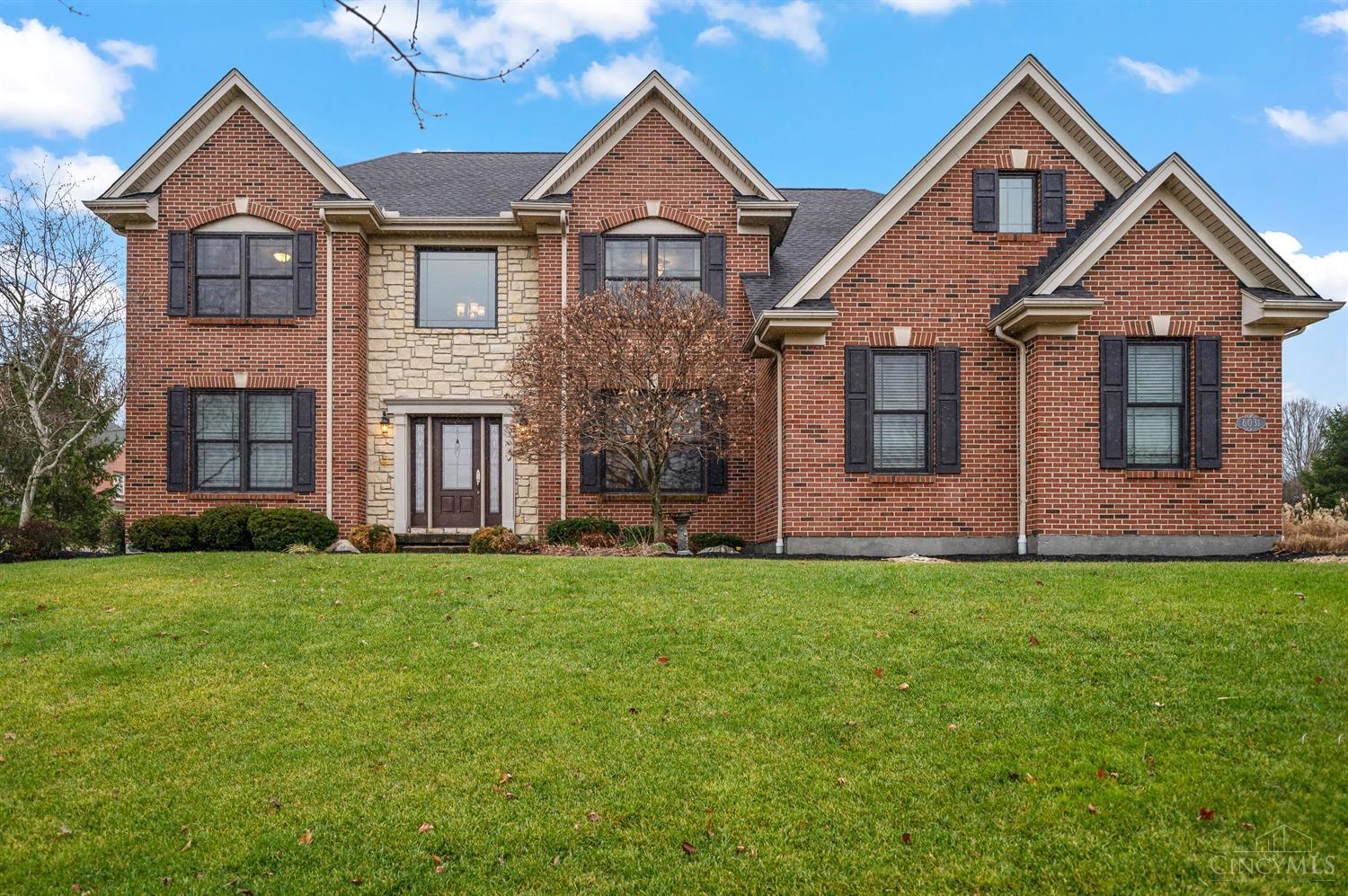 6031 Garden View Ct, Green Twp, OH 45247