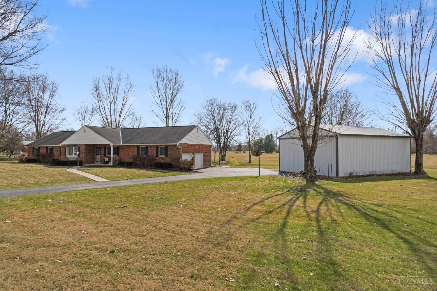3179 Pitzer Rd, Tate Twp, OH 45106