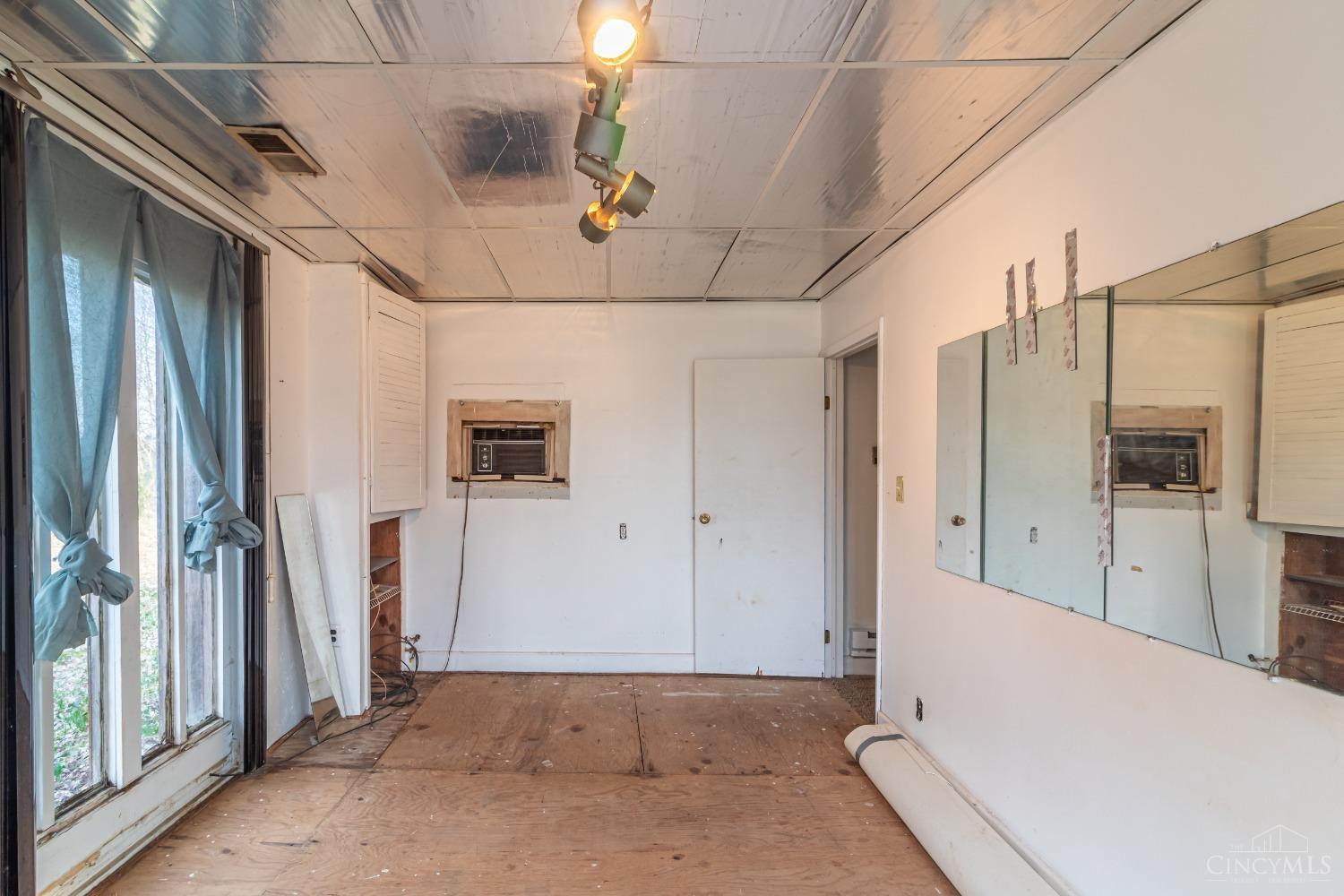 2644 St Rt 131