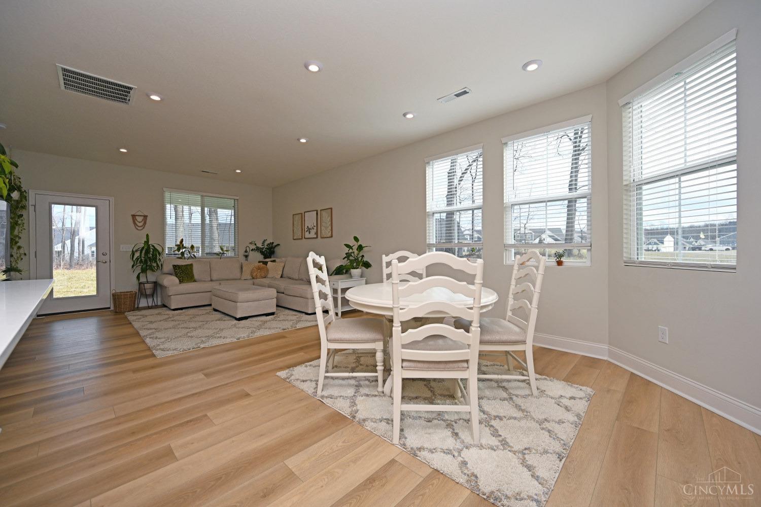 Homes for sale in Batavia, OH | 4322 Preston Pl, Batavia, OH 45103 | MLS# 1800823