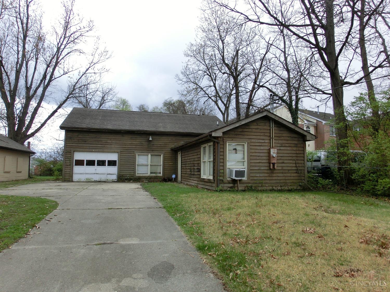 4145 Home St, Silverton, OH 