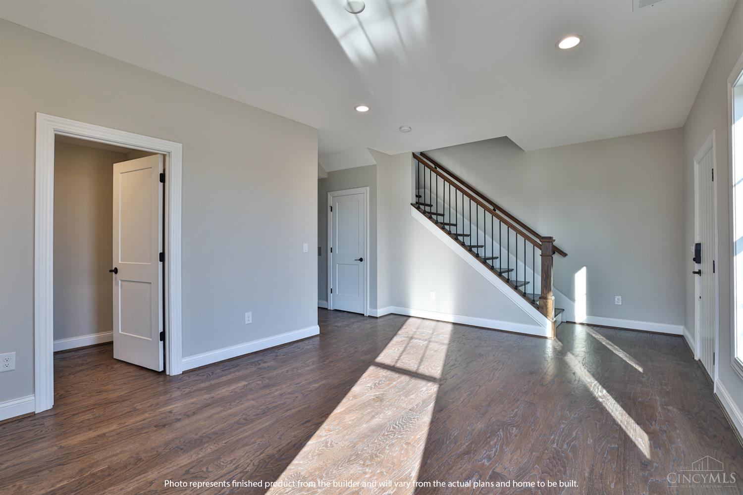 Residential for sale in Blue Ash, Ohio, 1801335