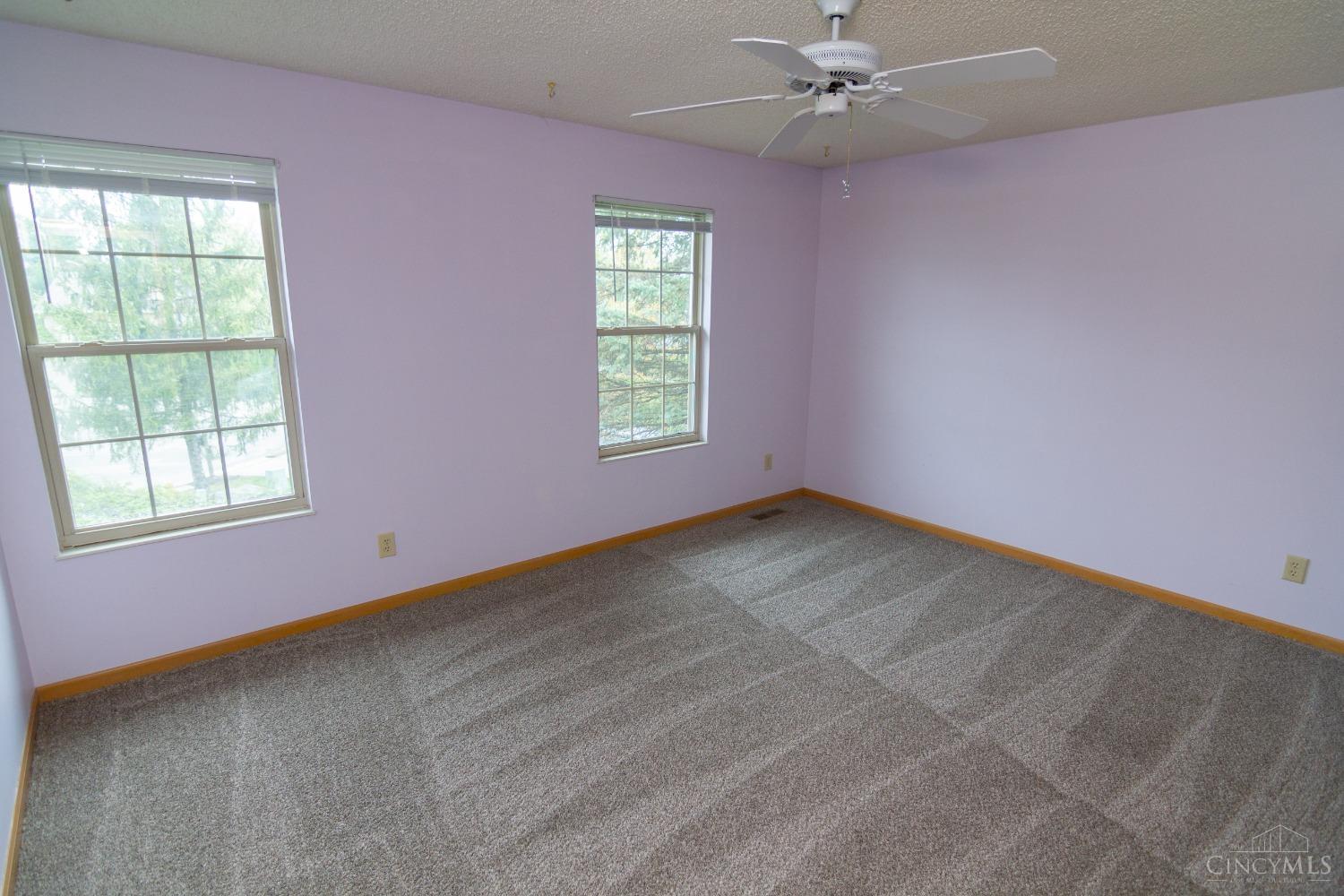 6233 Hillsdale Lane