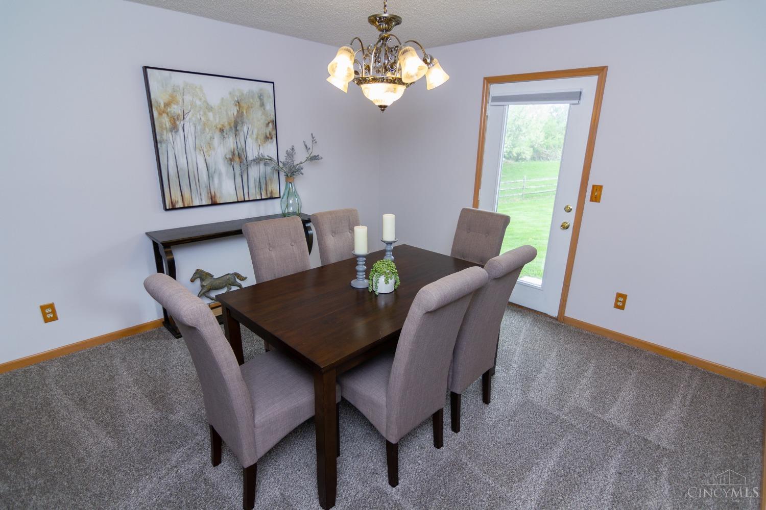 6233 Hillsdale Lane