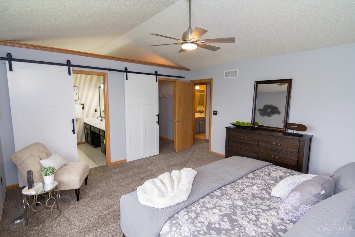 6233 Hillsdale Lane