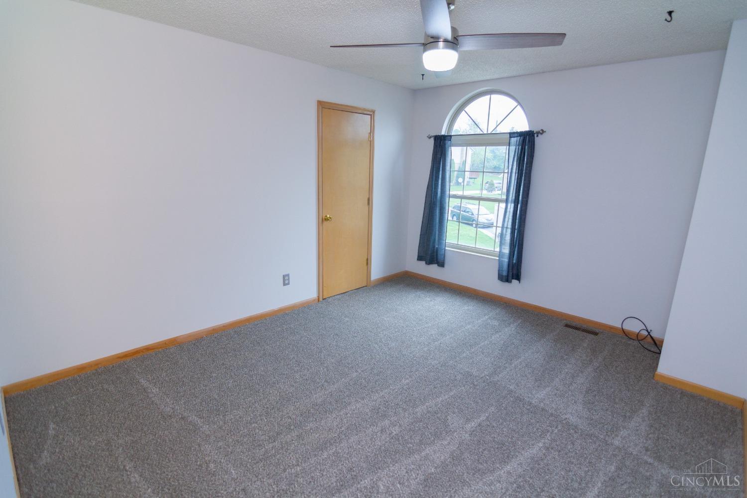 6233 Hillsdale Lane