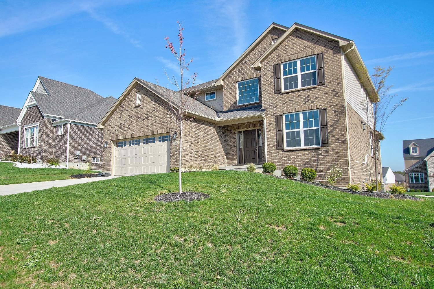 Properties RealLink Real Estate