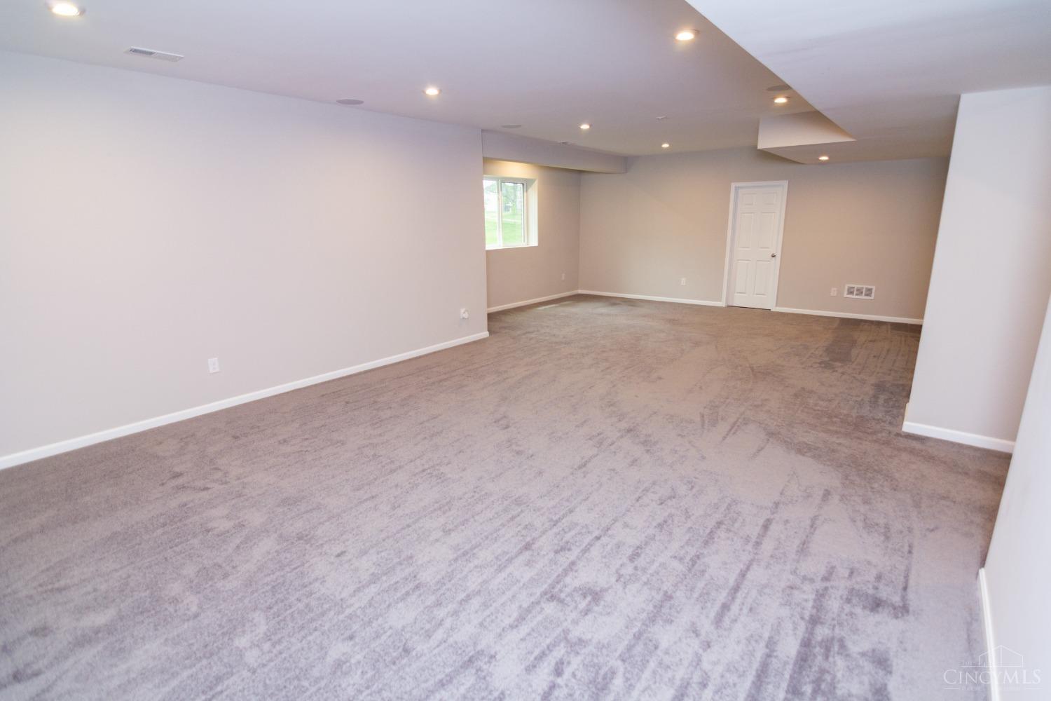 5612 Victoria Road
