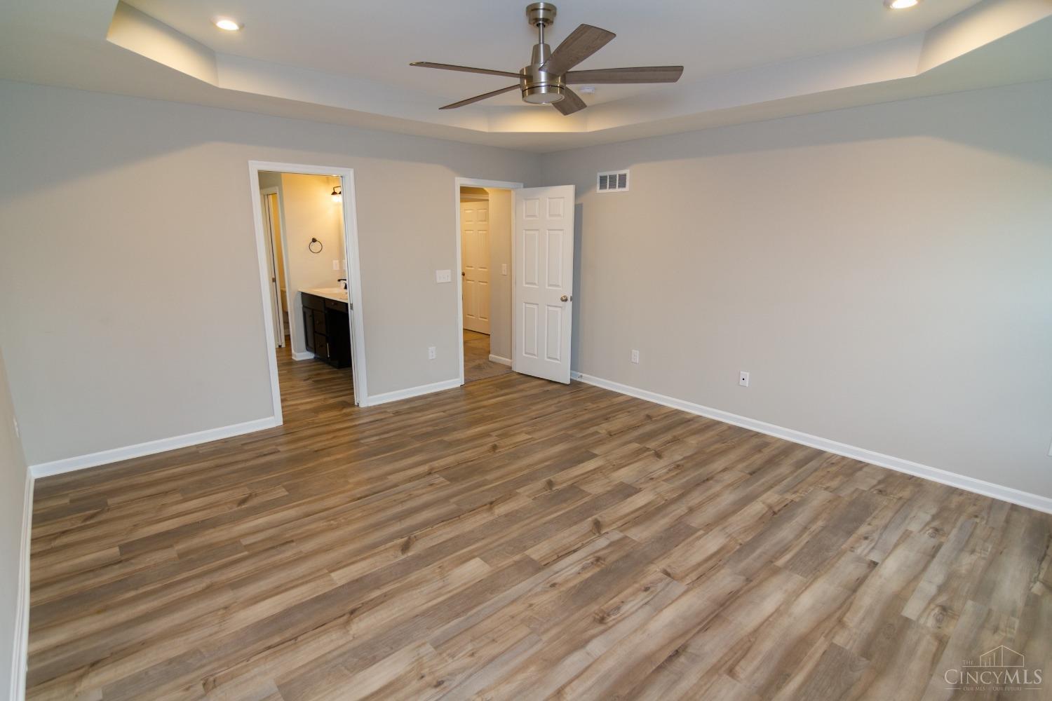 5612 Victoria Road