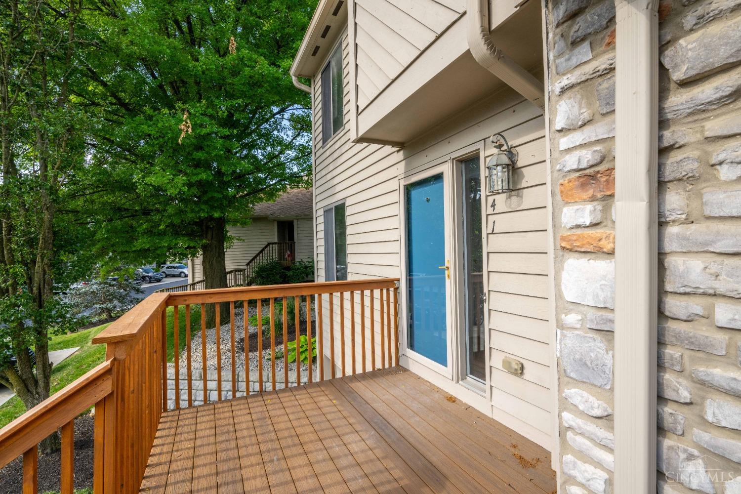 Photo 3 of Townhouse at 9441 Colegate Wy, West Chester, OH 45011 | MLS# 1807153 | | Sold on 2024-07-15