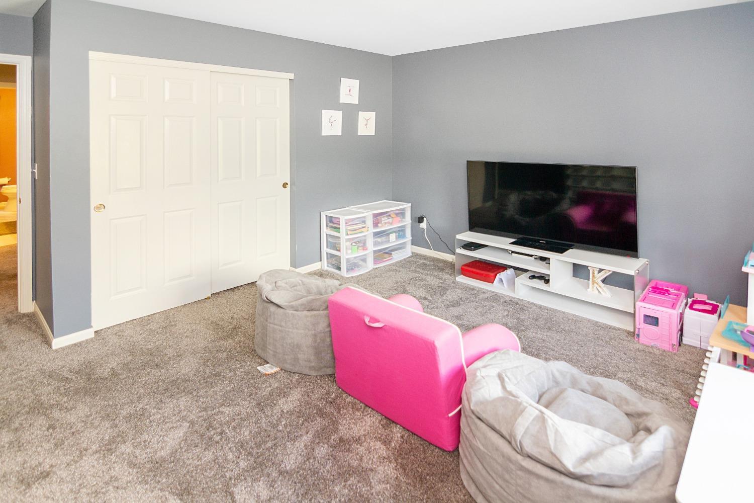 2619 Ashwood Drive