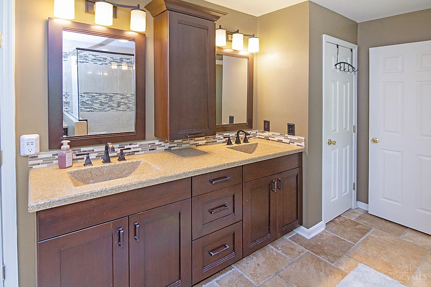 2619 Ashwood Drive