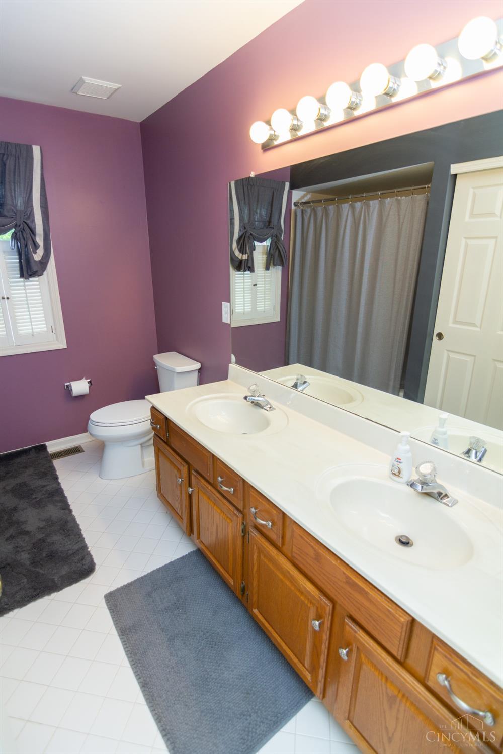 2619 Ashwood Drive