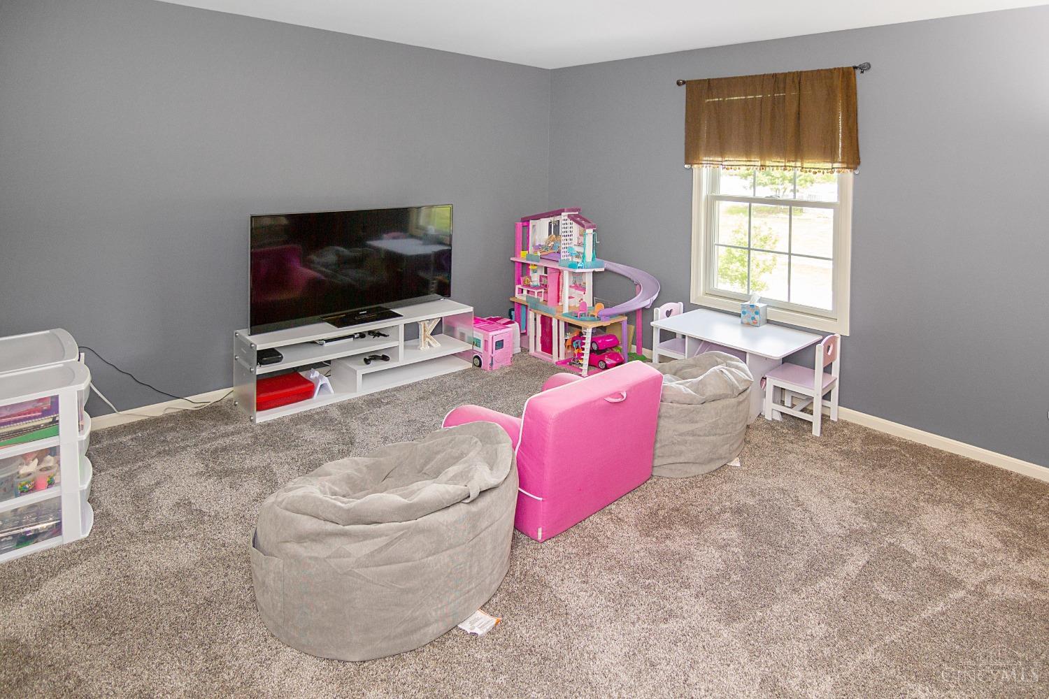 2619 Ashwood Drive