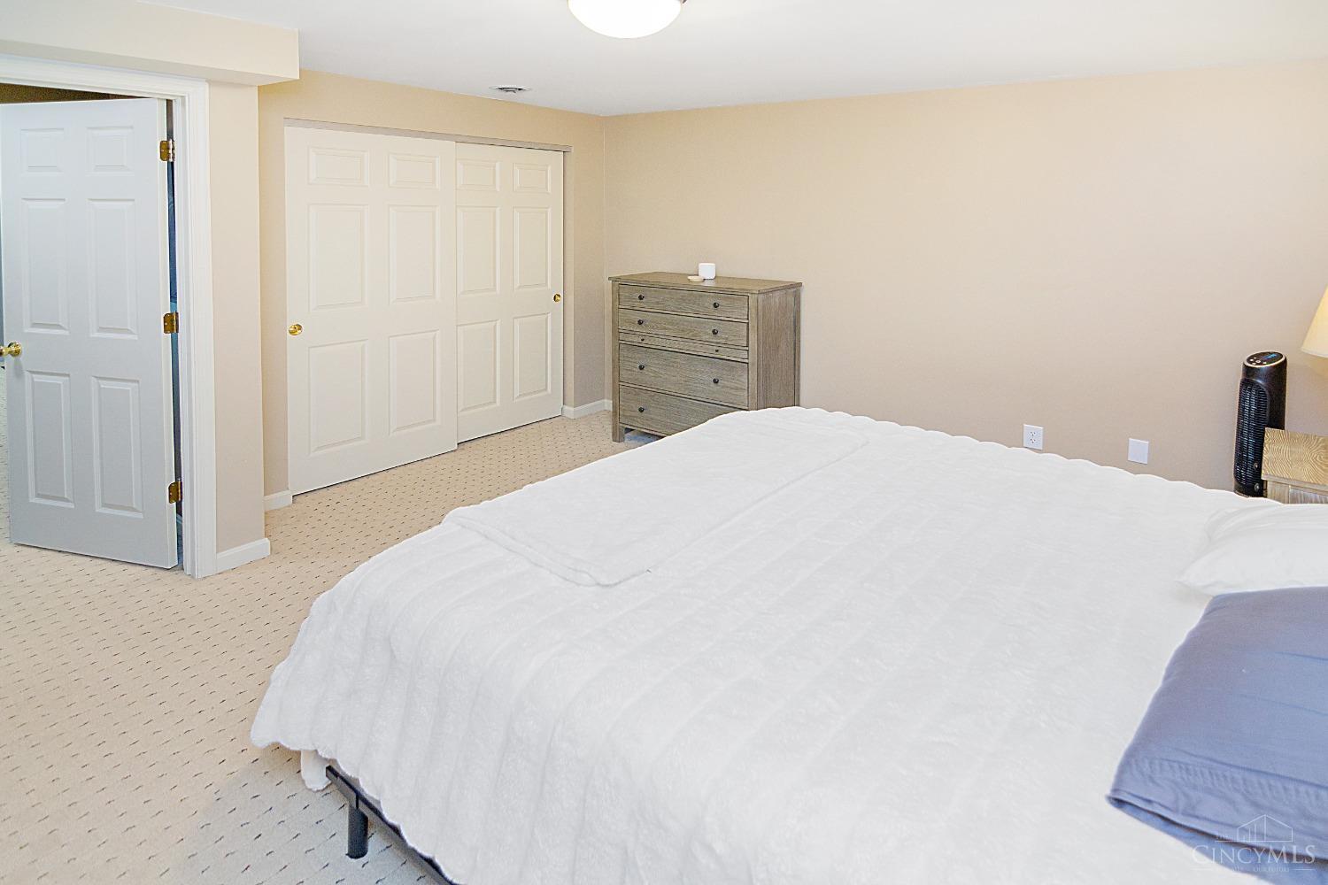 2619 Ashwood Drive