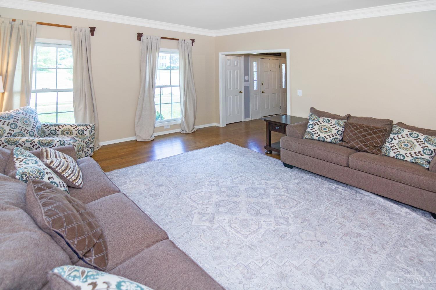 2619 Ashwood Drive