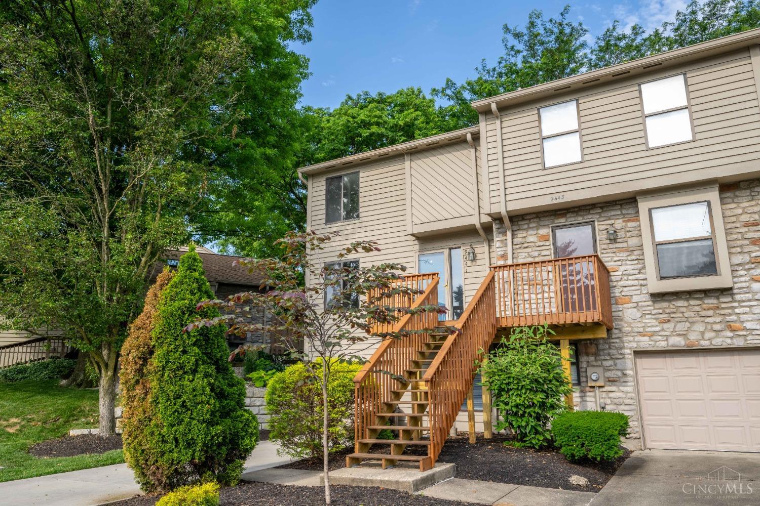 Photo 2 of Townhouse at 9441 Colegate Wy, West Chester, OH 45011 | MLS# 1807153 | | Sold on 2024-07-15