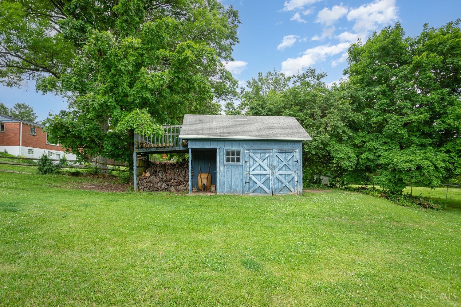 7095 Dimmick Rd