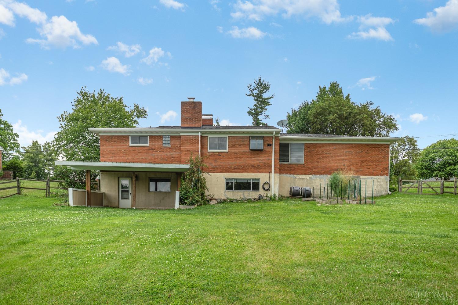 7095 Dimmick Rd
