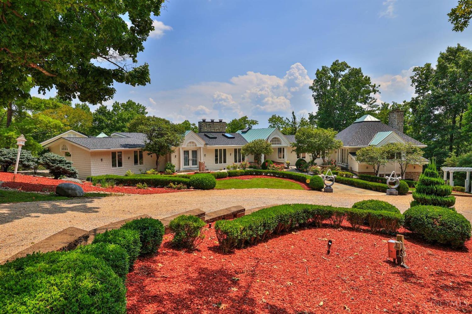 6220 Hawk Ridge Lane