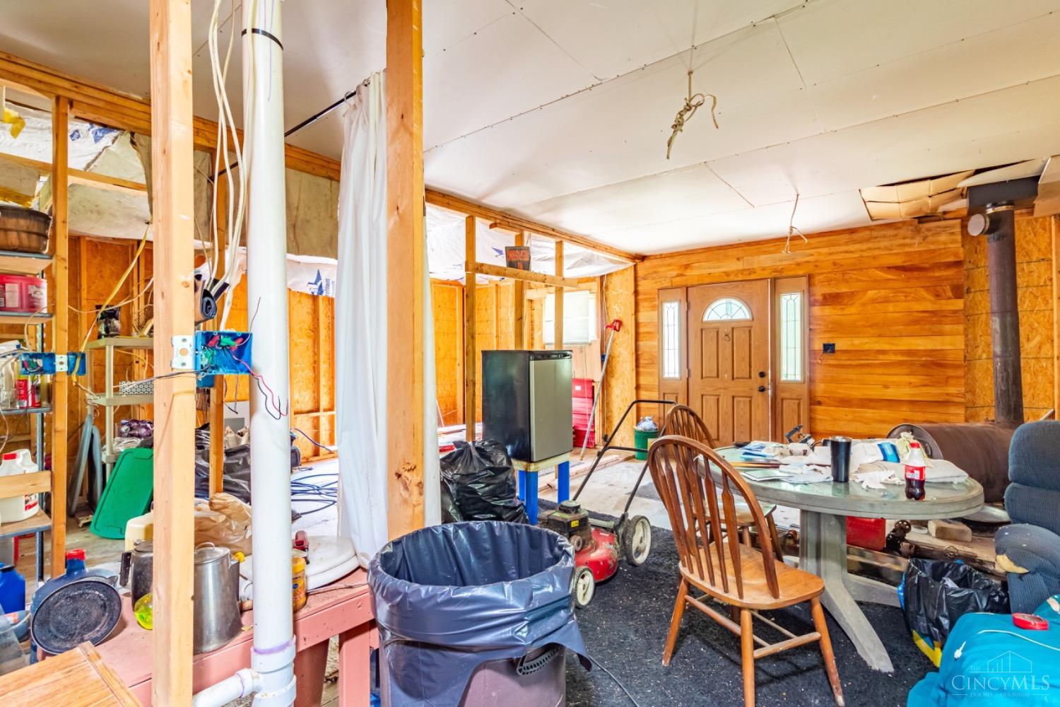 285 Frump Ln