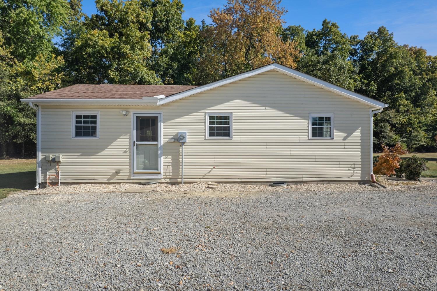 Photo 4 of Single Family Residence at 184 Dortmund Dr, Fayetteville, OH 45118 | MLS# 1818861 |  | Sold on 2025-02-12