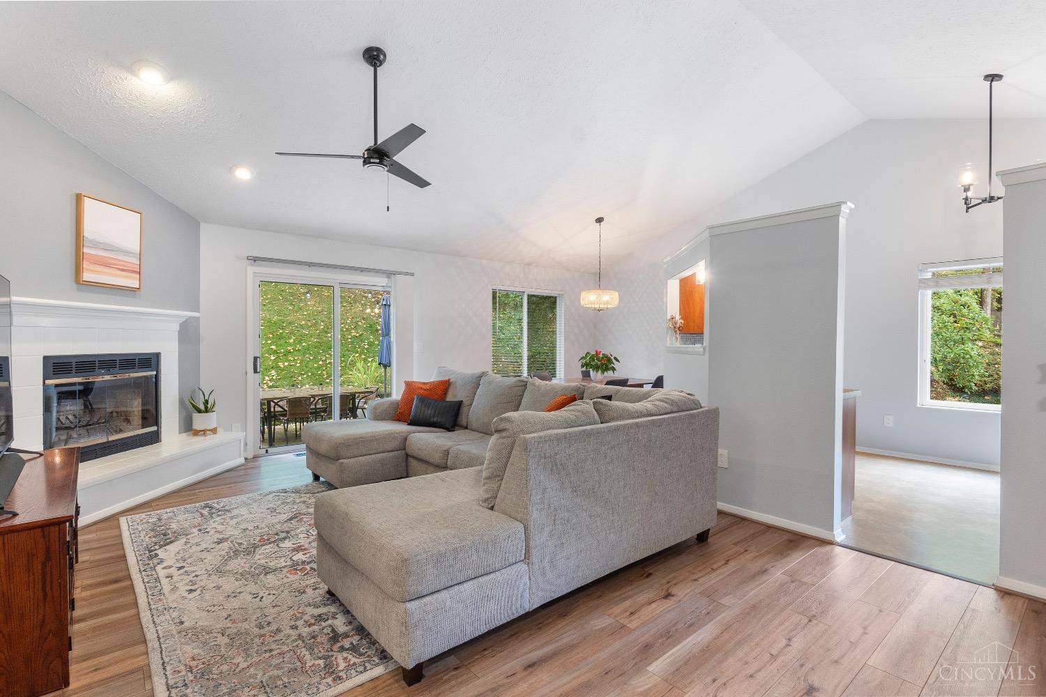 Photo 3 of Single Family Residence at 7213 Bluecrest Dr, Cincinnati, OH 45230 | MLS# 1819442 |  | Sold on 2024-10-29