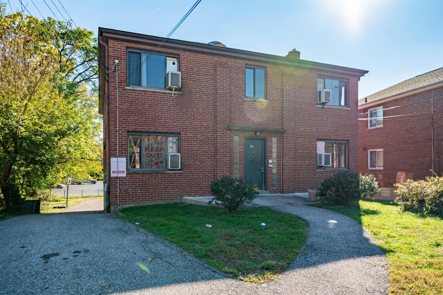 Photo 4 of Quadruplex at 3919 E Gatewood Ln, Cincinnati, OH 45236 | MLS# 1821820 | | Sold on 2024-12-31