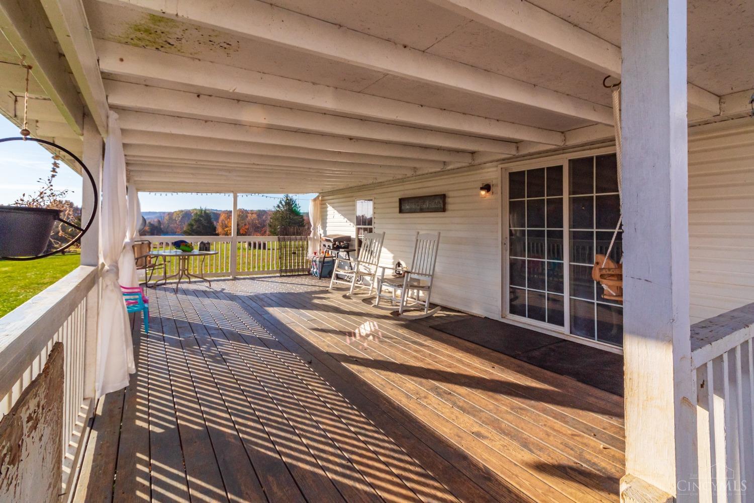 1490 Cole Road