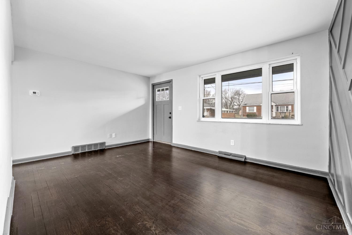 Homes for sale in Colerain Twp, OH | 3329 Alexis Rd, Colerain Twp, OH 45239 | MLS# 1830894