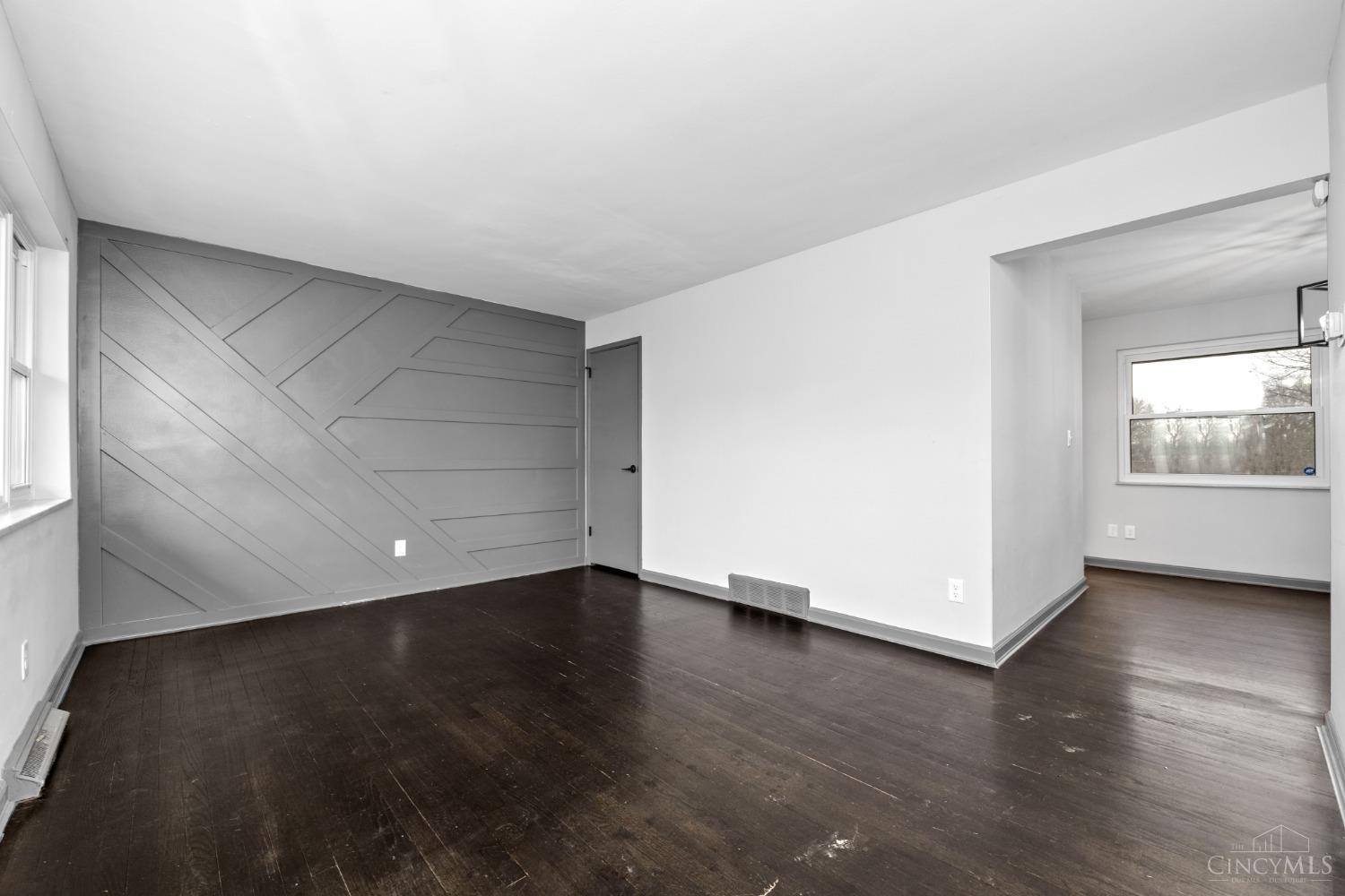 Homes for sale in Colerain Twp, OH | 3329 Alexis Rd, Colerain Twp, OH 45239 | MLS# 1830894