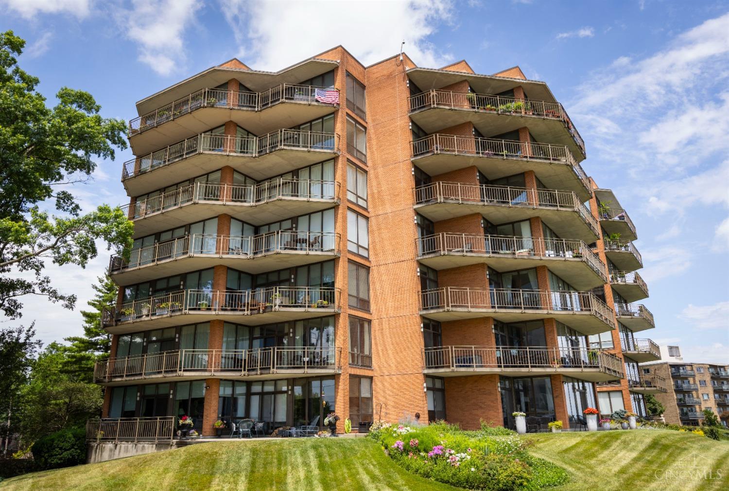 Absolutely incredible views!!! This luxurious condo on the 6th floor has so much to offer. Perfect for entertaining with a wide wrap around balcony and views from every room with floor to ceiling windows. This incredible unit comes with 2 parking spaces. 1 storage space, and abundance of storage within the unit. A study or 3rd bedroom could easily be added in the guest wing. Amenities include doorman, exercise room and pool. This is truly an amazing property! Please keep offers open 24 hrs.