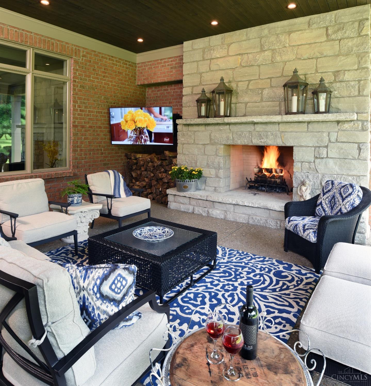 Homes for sale in Miami Twp, OH | 920 Blue Heron Ln, Miami Twp, OH 45140 | MLS# 1832135