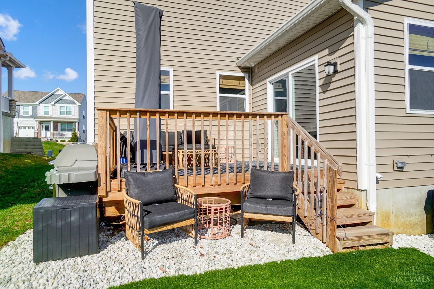 5192 Center View Drive